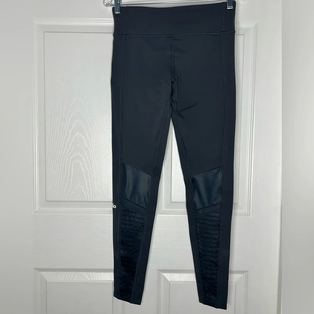 Alo Yoga Moto Legging Gray Sz M